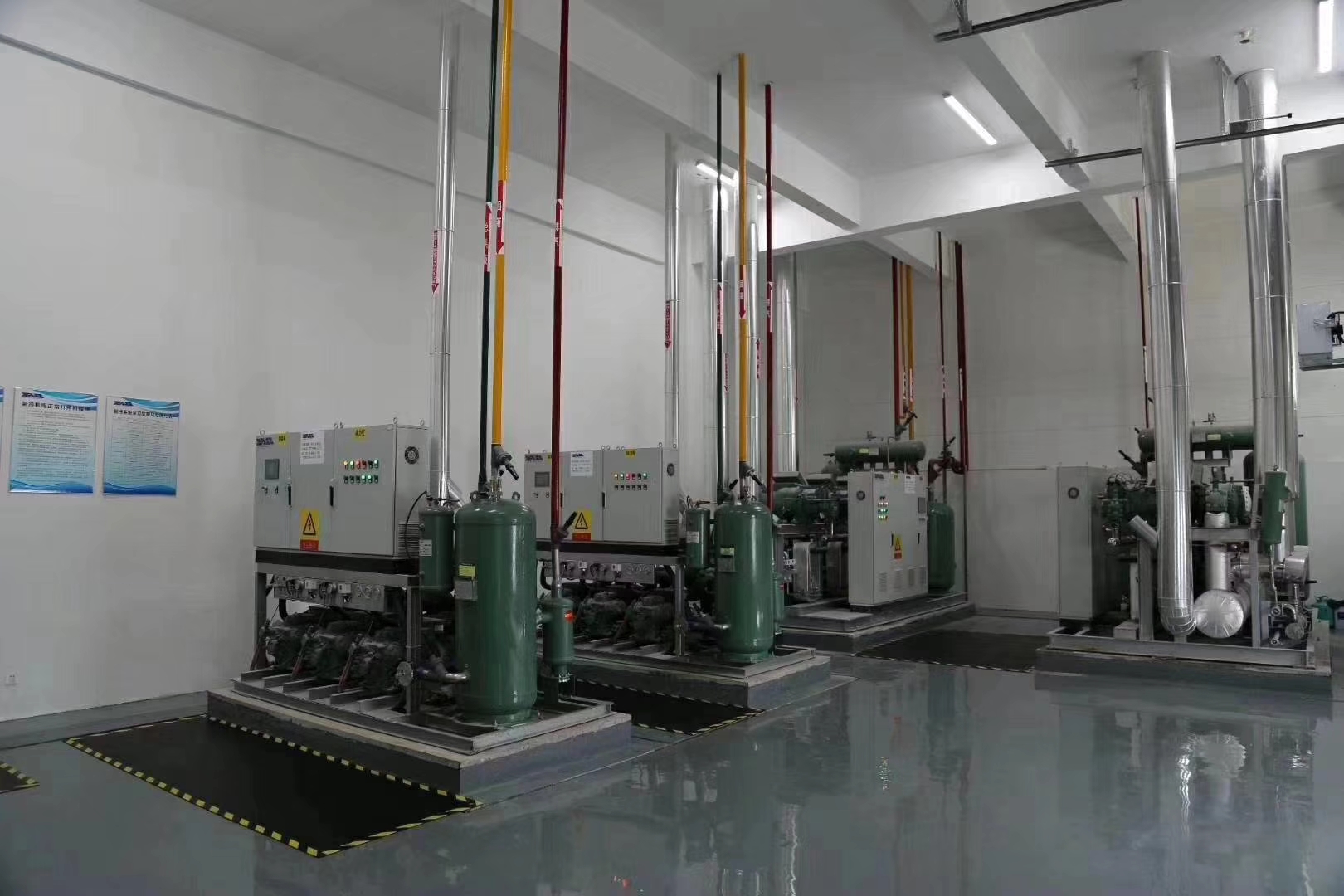 內(nèi)蒙古某客戶(hù)建造1500立方玫瑰香葡萄氣調(diào)保鮮冷庫(kù)工程案例 內(nèi)蒙古某客戶(hù)建造1500立方玫瑰香葡萄氣調(diào)保鮮冷庫(kù)工程案例